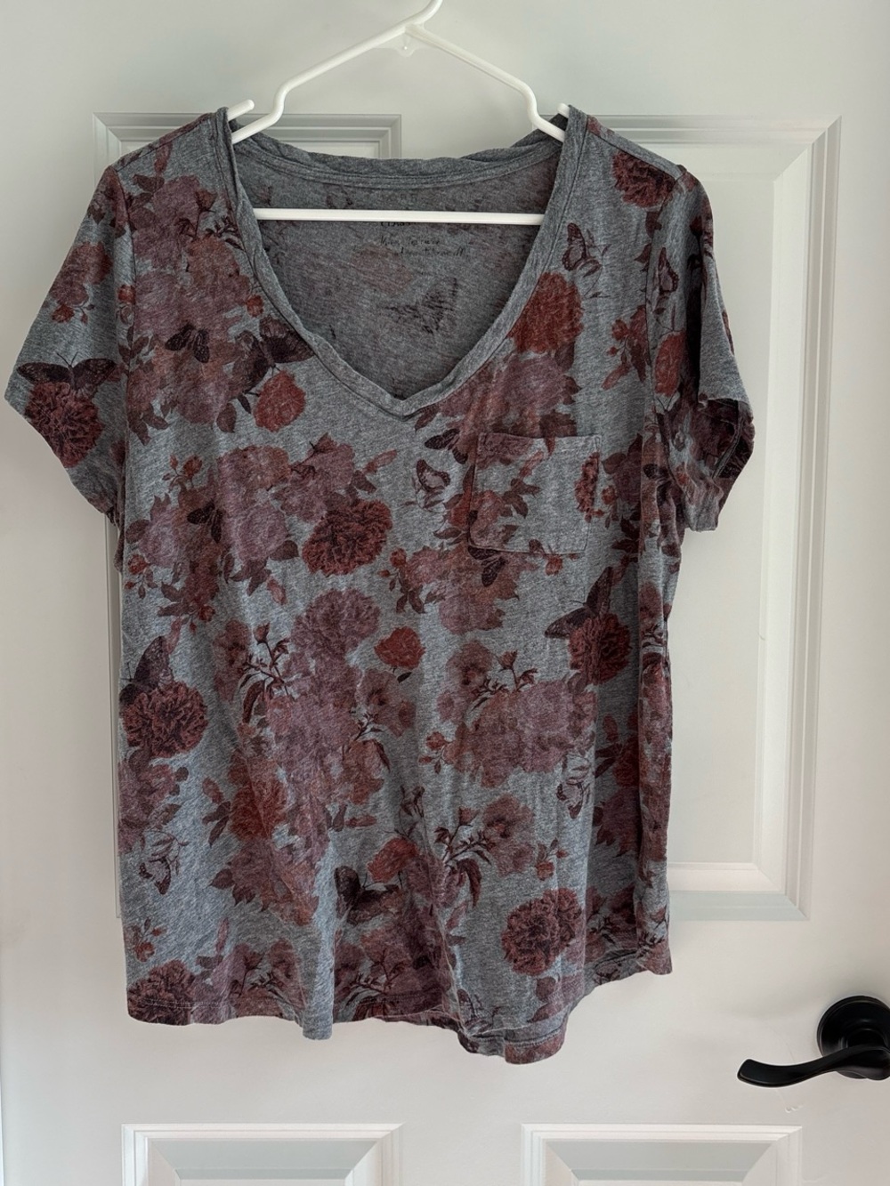 torrid Gray V‑Neck Tee with Burgundy Floral Print